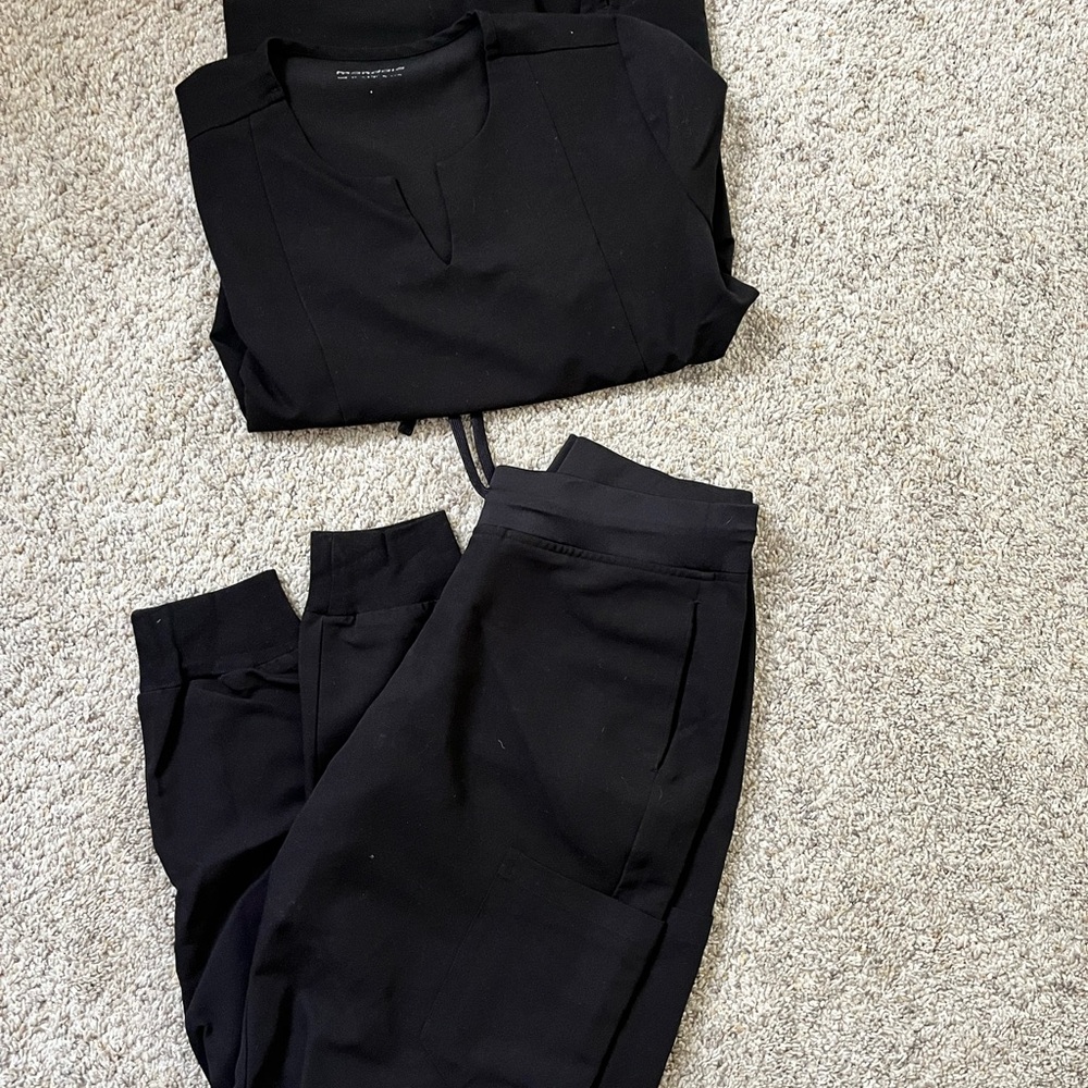 Mandala Scrub Set